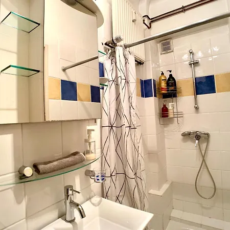 Bright 1br Apartment, City Center - 5 Min Walk Dt