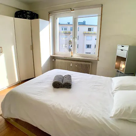 Bright 1br Apartment, City Center - 5 Min Walk Dt Appartement *